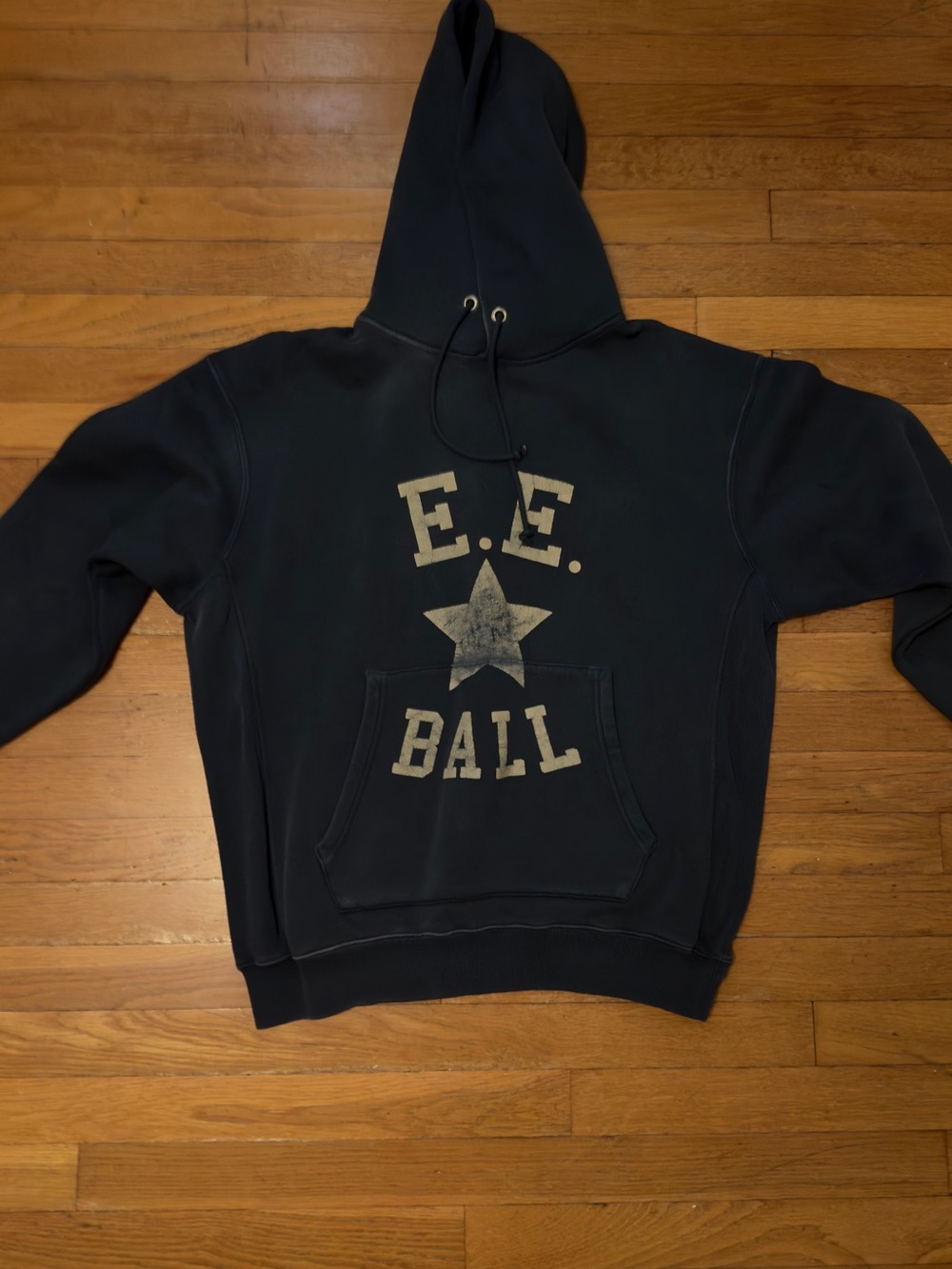 Eric Emanuel hoodie EE ball